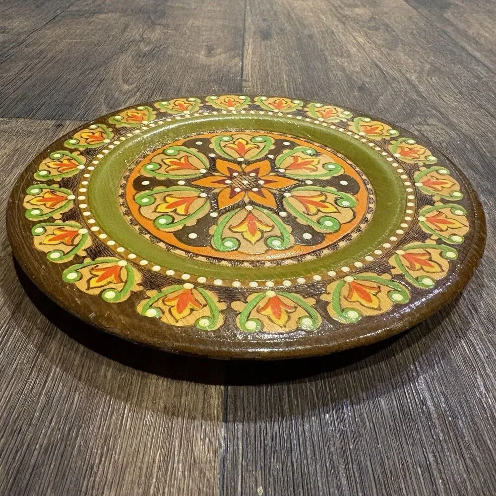 Vintage Hand Painted Wooden Folk Art Plate Floral Tole Art 8” Wall Decor